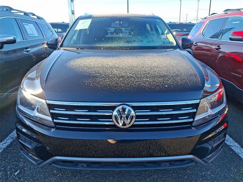 Used 2019 Volkswagen Tiguan SEL image 2