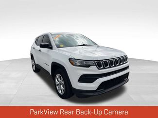 Used 2025 Jeep Compass Sport AWD/4WD video 3