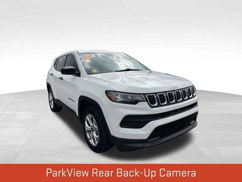 Used 2025 Jeep Compass Sport AWD/4WD image 3