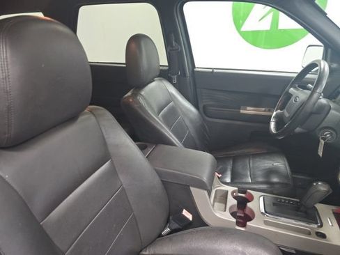Used 2009 Ford Escape XLT AWD/4WD image 14