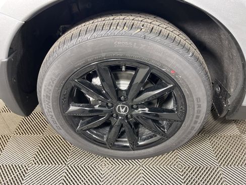 New 2026 Acura RDX SH-AWD image 13