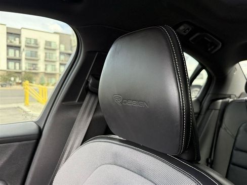 Used 2019 Volvo S60 T5 R-Design FWD image 40