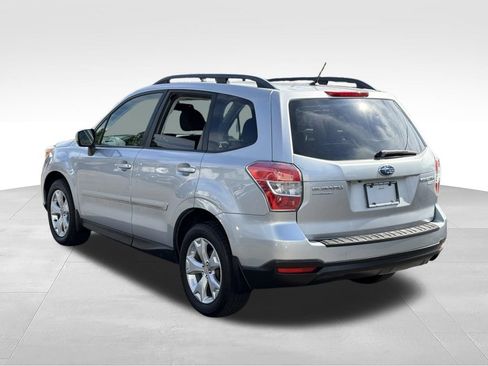 Used 2015 Subaru Forester 2.5i Premium w/ All-Weather Package AWD/4WD image 6
