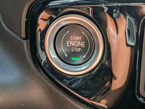 Used 2024 GMC Sierra 1500 Elevation RWD image 31