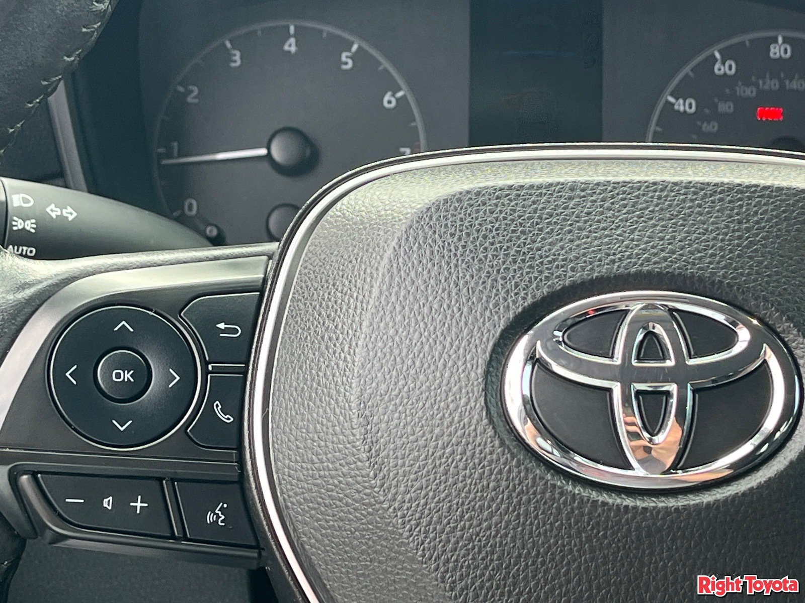 Certified 2024 Toyota Corolla Cross LE w/ Moonroof Package FWD image 23