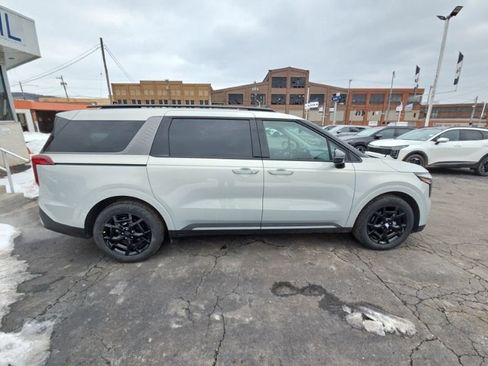 New 2026 Kia Carnival SX Prestige FWD image 8