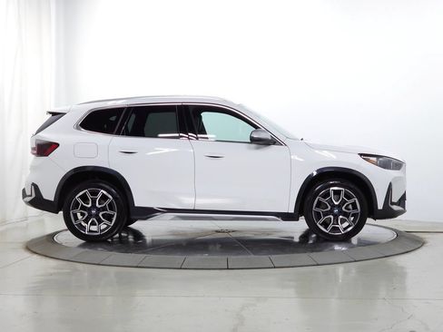 Used 2024 BMW X1 xDrive28i w/ Premium Package AWD/4WD image 13