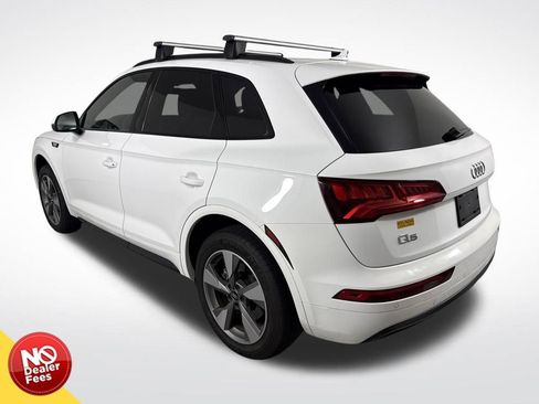 Used 2020 Audi Q5 Premium w/ Titanium Sport Package image 6