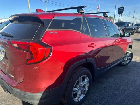 Used 2019 GMC Terrain SLE w/ LPO, Floor Liner Package image 21