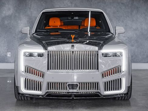 Used 2026 Rolls-Royce Cullinan AWD/4WD image 3