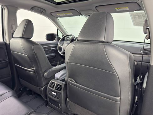 Used 2021 Honda Pilot Special Edition image 37