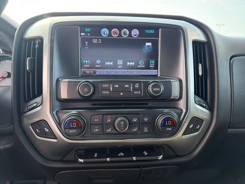 Used 2018 Chevrolet Silverado 1500 LT w/ All Star Edition AWD/4WD image 22
