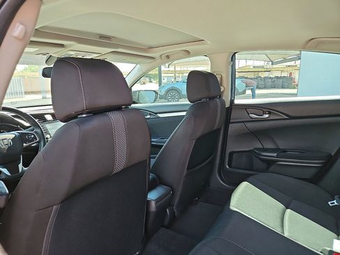 Used 2020 Honda Civic EX image 6