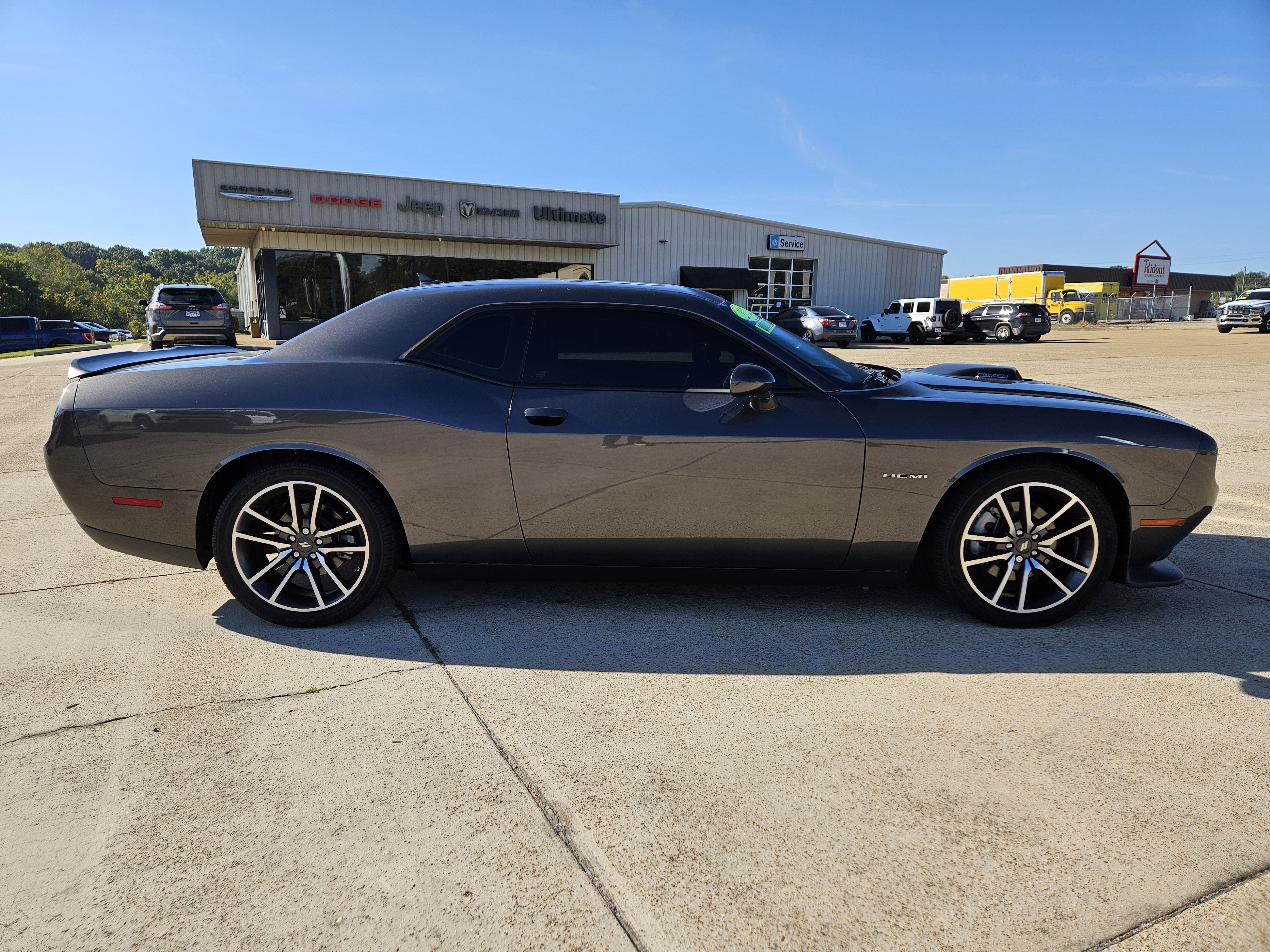 Used 2022 Dodge Challenger R/T w/ Plus Package RWD image 7