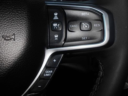 Used 2025 RAM 1500 Laramie w/ Sport Appearance Package AWD/4WD image 23