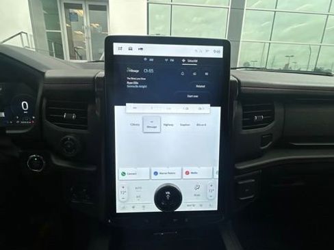 Used 2023 Ford Expedition Limited RWD image 19