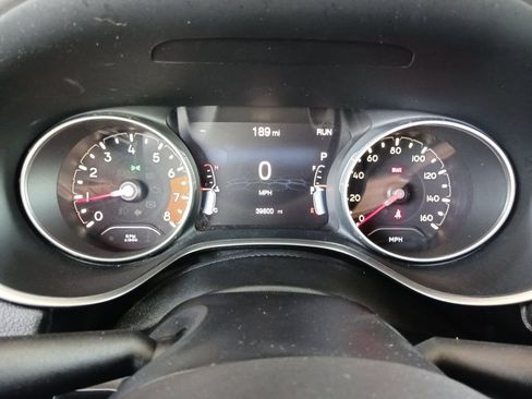 Used 2021 Jeep Compass Latitude w/ Sun and Sound Group FWD image 18