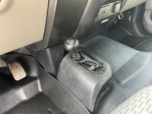 Used 2017 Ford F550 4x4 SuperCab Super Duty w/ XLT Value Package image 26