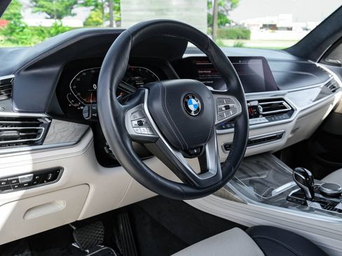 Used 2019 BMW X7 xDrive40i w/ Dynamic Handling Package AWD/4WD image 3