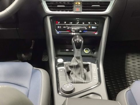 New 2025 Volkswagen Taos SEL image 35