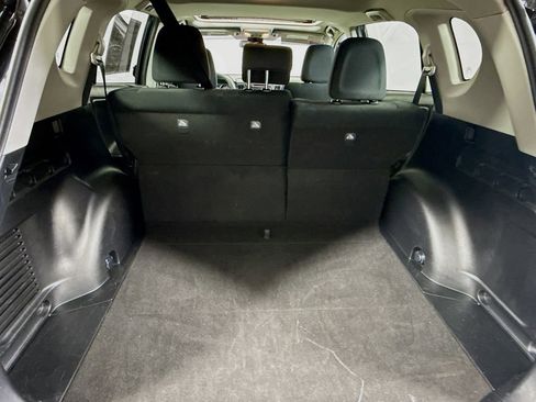 Certified 2018 Toyota RAV4 XLE FWD image 25