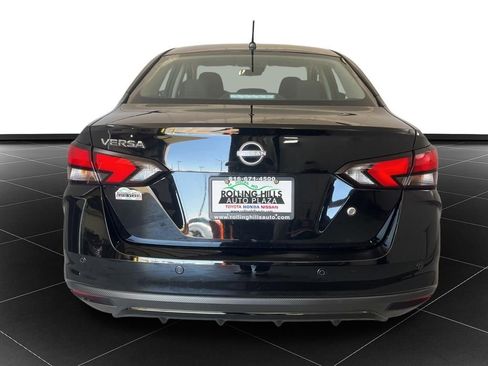 Used 2025 Nissan Versa S FWD image 4
