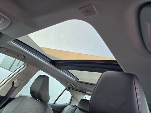 Used 2025 Toyota Camry XLE w/ Premium Plus Package FWD image 31