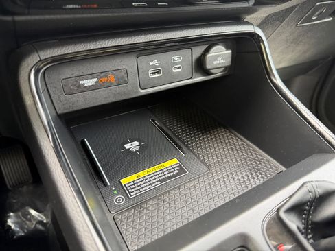 Used 2025 Honda CR-V EX-L image 28