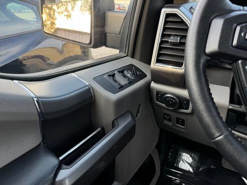 Used 2020 Ford F150 XLT w/ Equipment Group 302A Luxury AWD/4WD image 31