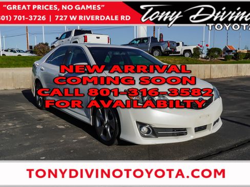 Used 2012 Toyota Camry SE image 1