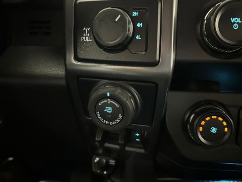 Used 2019 Ford F150 XLT w/ Equipment Group 302A Luxury image 7