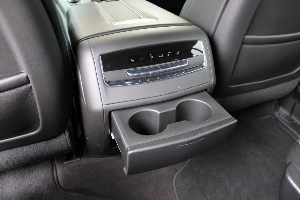 Certified 2022 Cadillac Escalade Sport Platinum AWD/4WD image 49
