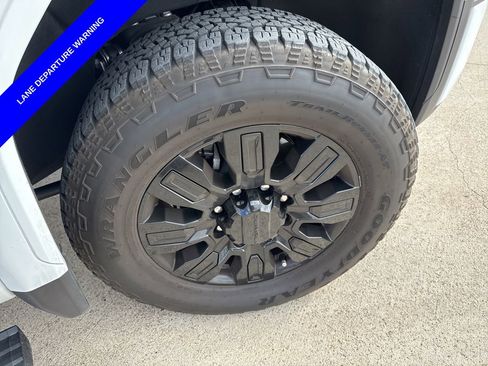 Used 2024 GMC Sierra 2500 Denali Ultimate image 16