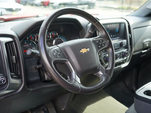 Used 2017 Chevrolet Silverado 1500 LT w/ All Star Edition AWD/4WD image 10