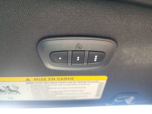 New 2026 Chrysler Pacifica Limited w/ S Appearance Package image 11