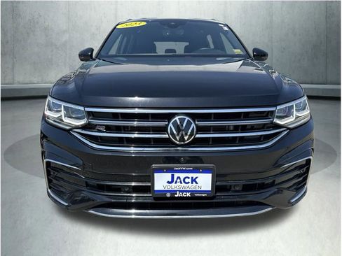 Used 2023 Volkswagen Tiguan SEL R-Line AWD/4WD image 11