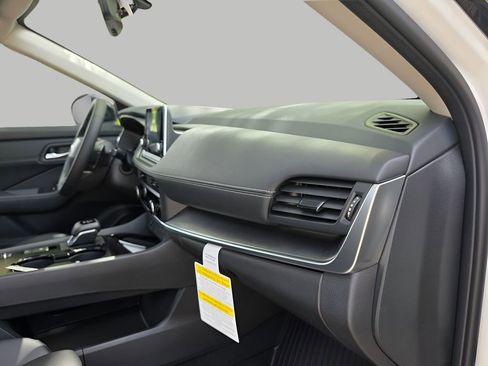New 2026 Nissan Rogue SV FWD image 13