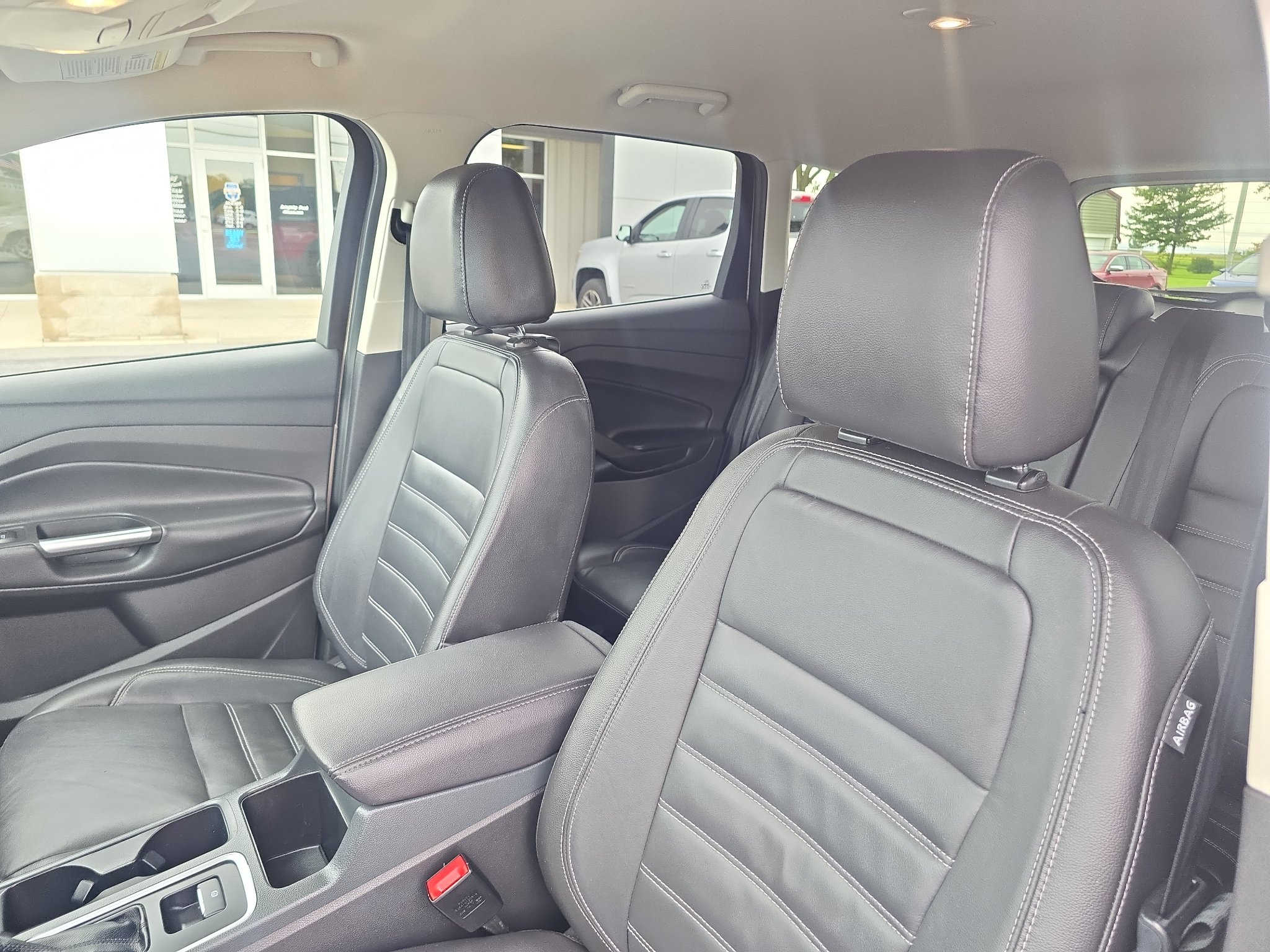 Used 2017 Ford Escape Titanium FWD image 13
