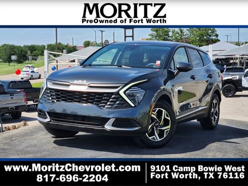 Used 2025 Kia Sportage LX FWD image 1