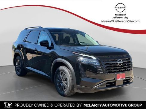 New 2026 Nissan Pathfinder SV AWD/4WD image 1