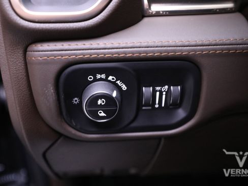 New 2026 RAM 3500 Limited image 16