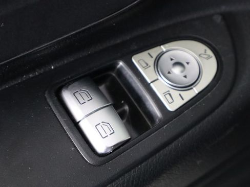 Used 2018 Mercedes-Benz Metris image 13