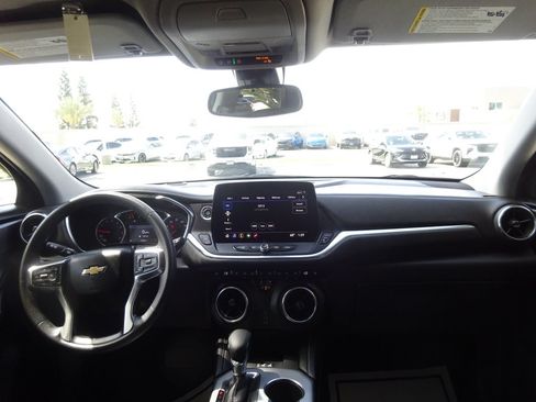 Certified 2024 Chevrolet Blazer LT w/ Convenience Package AWD/4WD image 24