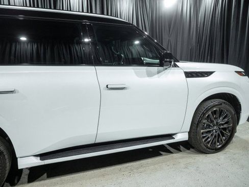 Used 2025 INFINITI QX80 Autograph image 4