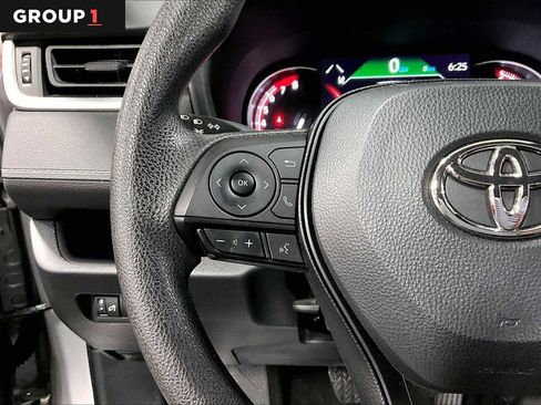 Used 2023 Toyota RAV4 XLE AWD/4WD image 24