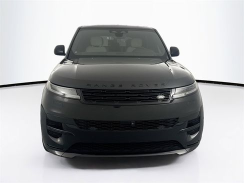 Used 2025 Land Rover Range Rover Sport Dynamic SE image 2