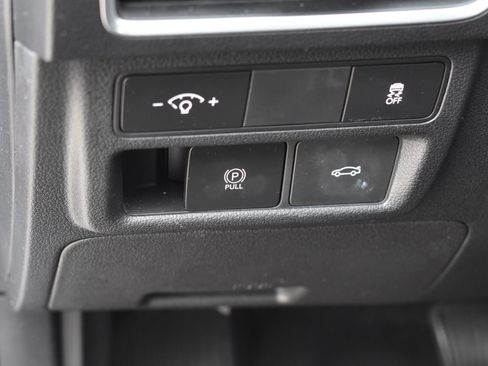 Used 2025 Hyundai Sonata SEL FWD image 21