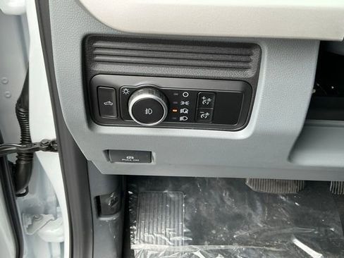 New 2026 Ford F350 XLT image 22