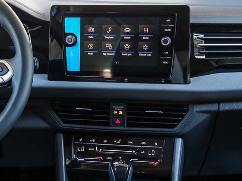 New 2026 Volkswagen Jetta SE image 15