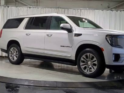 Used 2024 GMC Yukon XL Denali w/ Advanced Technology Package